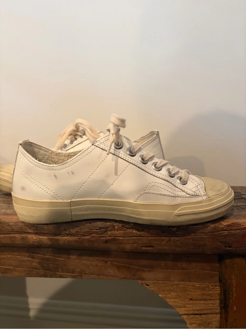 Golden Goose VSTAR2 White Sneaker with Green Accent